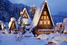 嗯，先聊点实在的吧。天涯社区是啥？嘿，它就是个超火的网络社区，大家为了各种话题聚会交流。刚过完一个长假回到三亚，心情还high着，别提多惬意了。